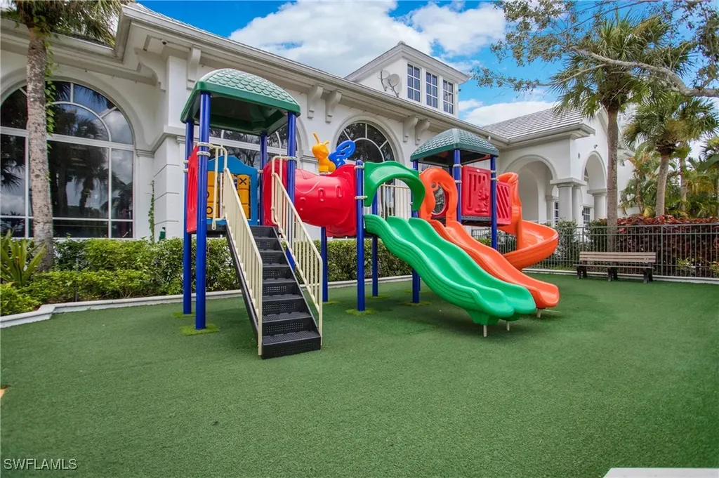 4690 Hawks Nest Way Naples FL 34114