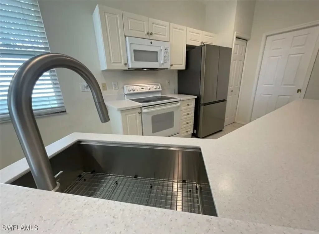 4690 Hawks Nest Way Naples FL 34114