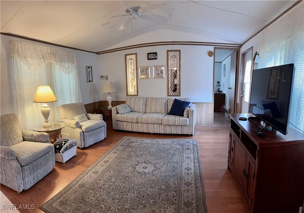 10491 Wales Loop Bonita Springs FL 34135