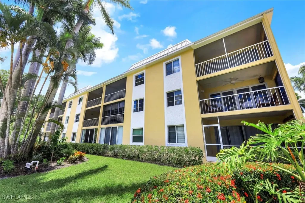 900 8th Avenue S Naples FL 34102