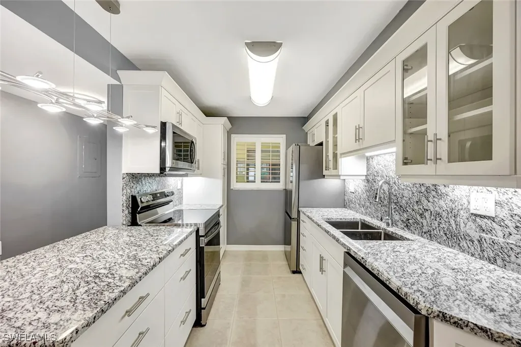 900 8th Avenue S Naples FL 34102
