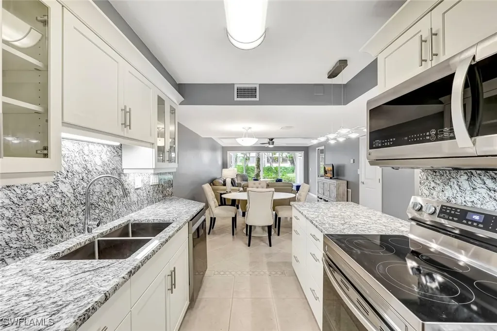 900 8th Avenue S Naples FL 34102