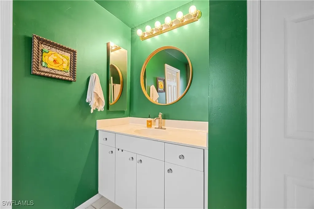225 Nicholas Parkway W Cape Coral FL 33991
