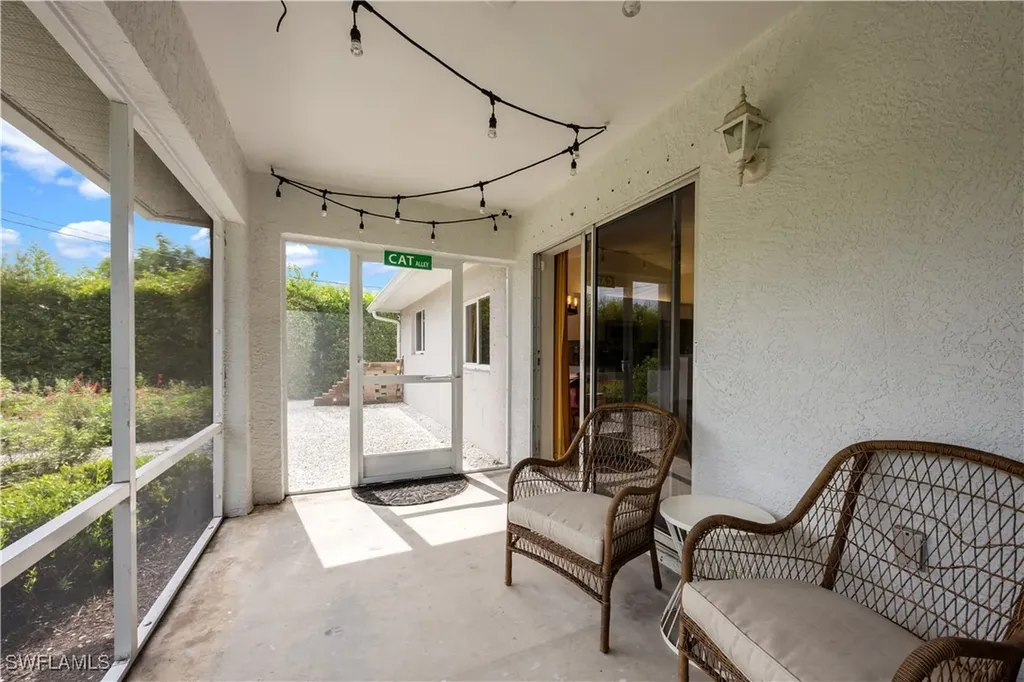 225 Nicholas Parkway W Cape Coral FL 33991