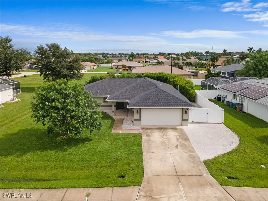 225 Nicholas Parkway W Cape Coral FL 33991