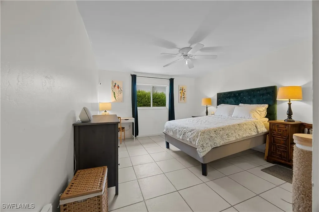 225 Nicholas Parkway W Cape Coral FL 33991