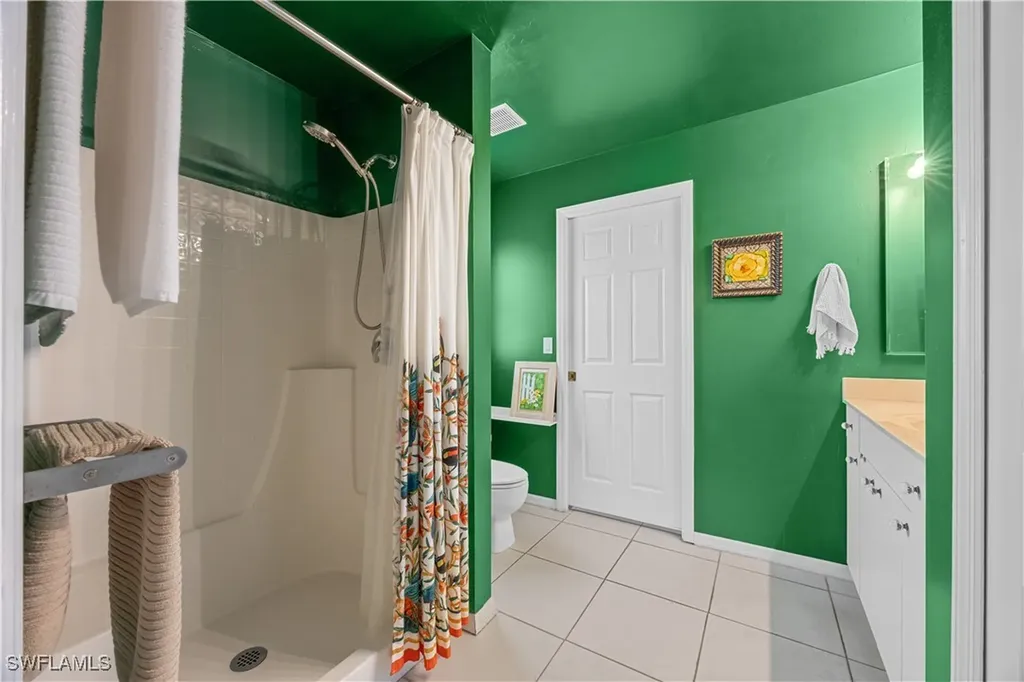 225 Nicholas Parkway W Cape Coral FL 33991