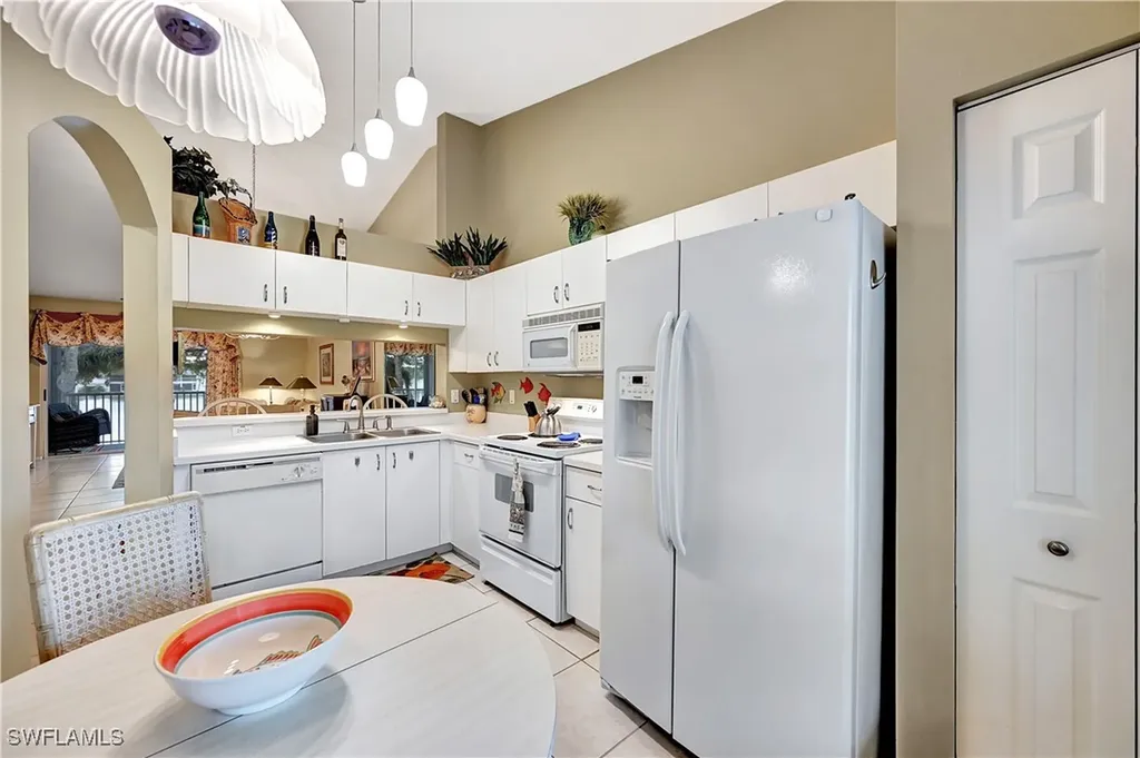 6496 Huntington Lakes Circle Naples FL 34119