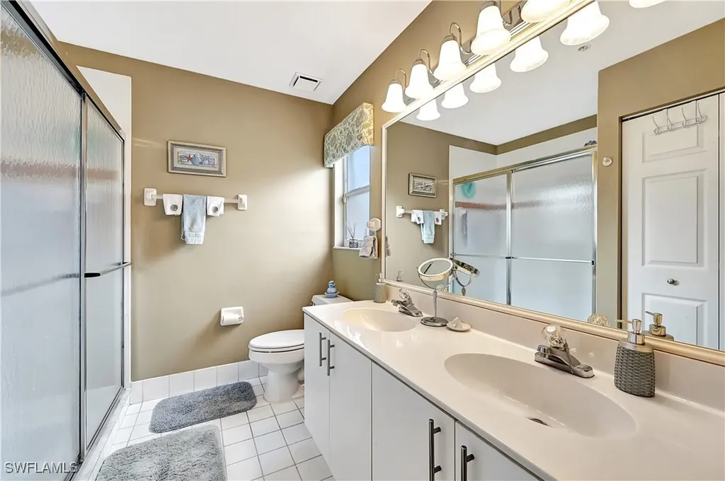 6496 Huntington Lakes Circle Naples FL 34119