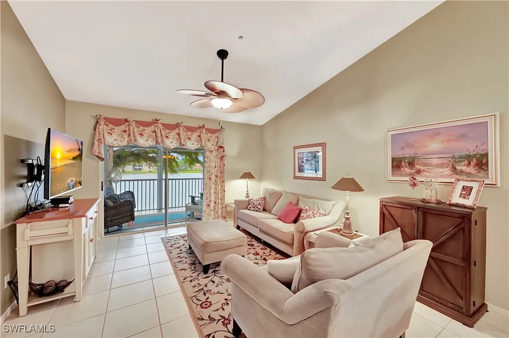 6496 Huntington Lakes Circle Naples FL 34119