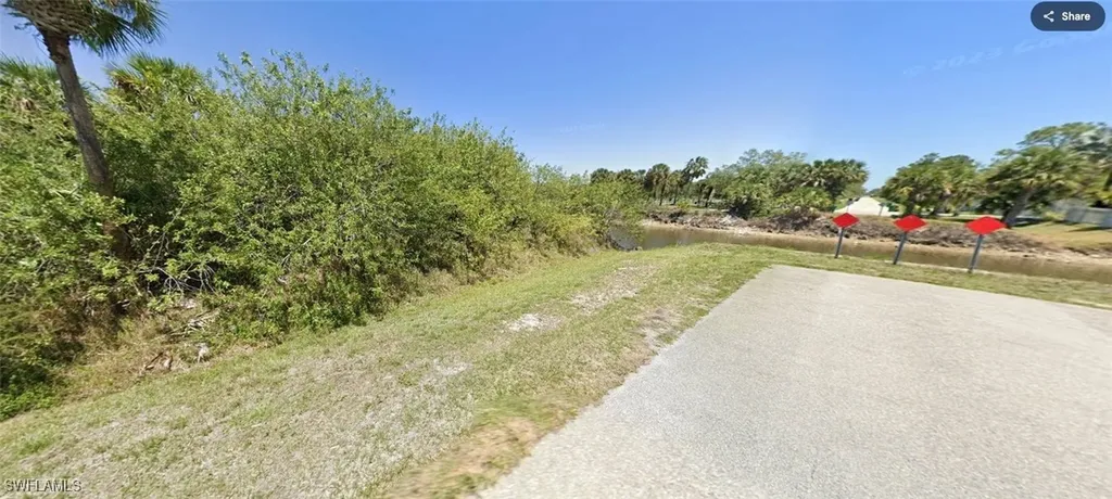Xxxx 24th Avenue SE Naples FL 34117