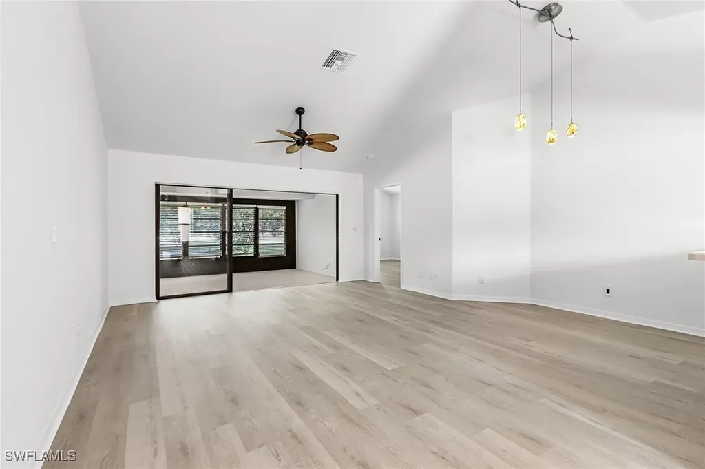 28790 Hunters Court Bonita Springs FL 34135