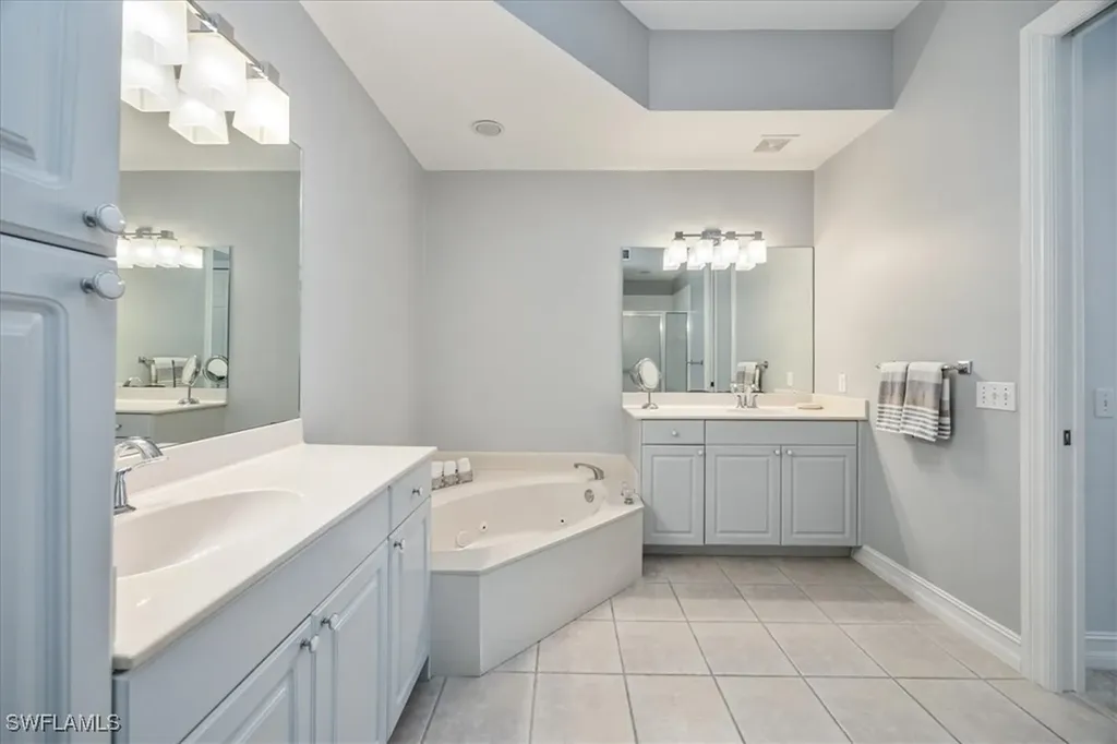 700 Bentwater Circle Naples FL 34108