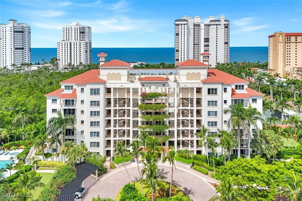 8720 Bay Colony Drive Naples FL 34108