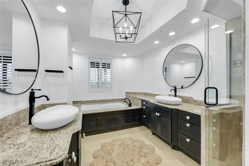 8720 Bay Colony Drive Naples FL 34108