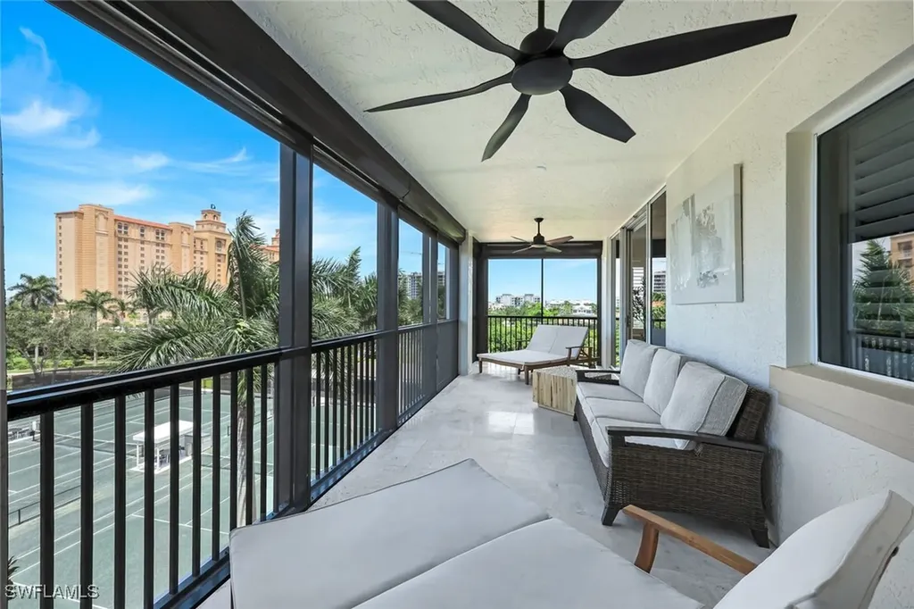 8720 Bay Colony Drive Naples FL 34108
