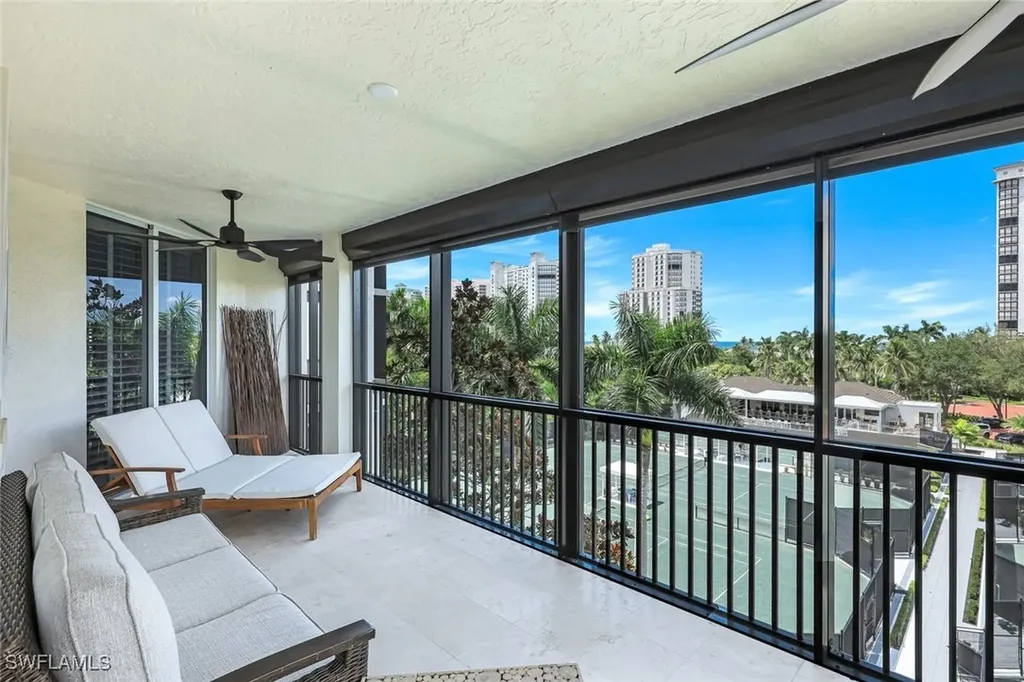 8720 Bay Colony Drive Naples FL 34108