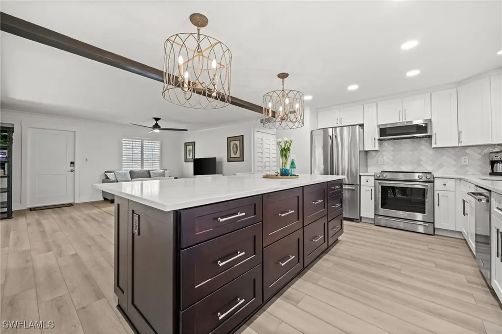 1549 Sandpiper Street Naples FL 34102