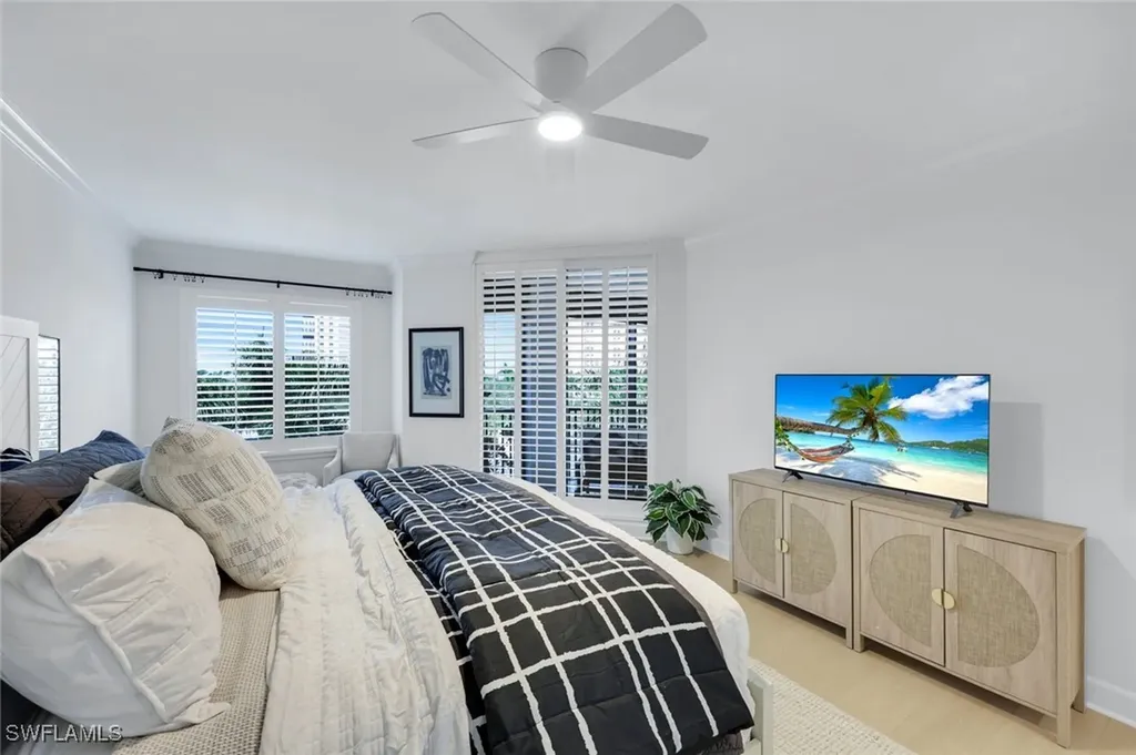 8720 Bay Colony Drive Naples FL 34108