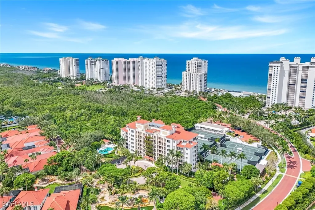 8720 Bay Colony Drive Naples FL 34108