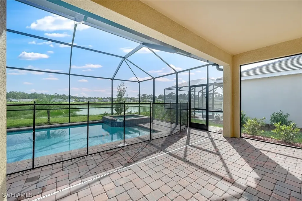 3083 Weston Manor Drive Alva FL 33920