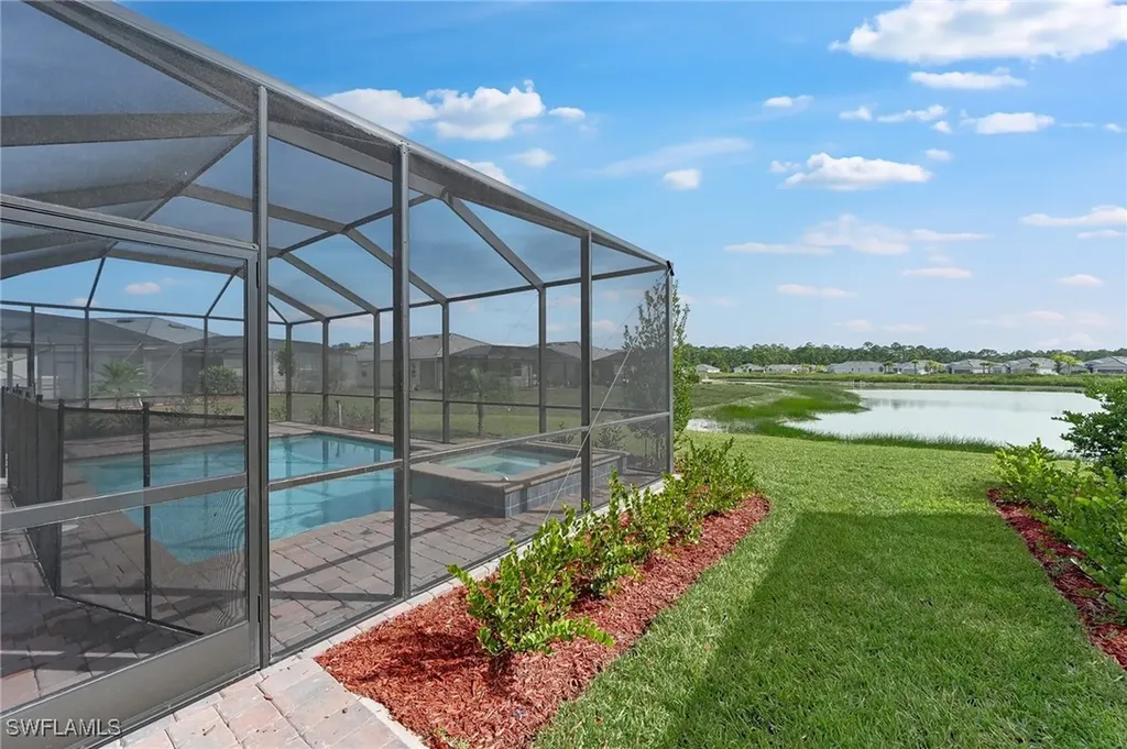 3083 Weston Manor Drive Alva FL 33920