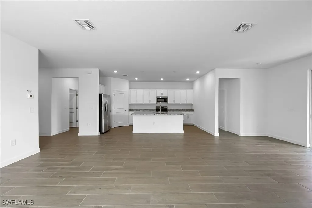 3083 Weston Manor Drive Alva FL 33920