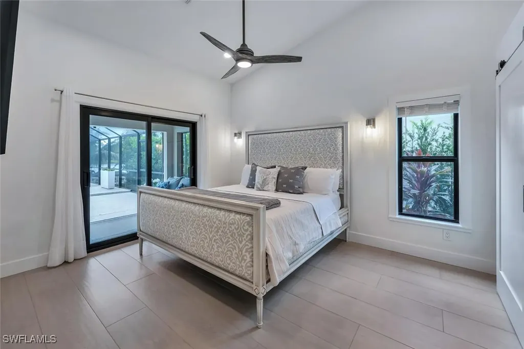 10862 Longshore Way W Naples FL 34119