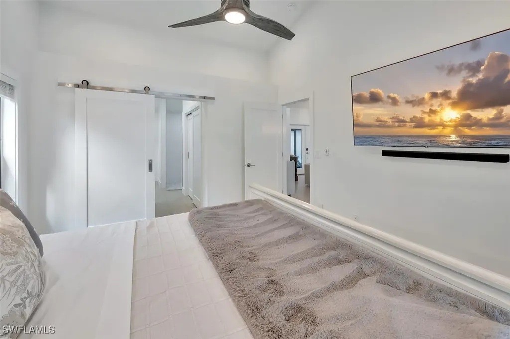 10862 Longshore Way W Naples FL 34119