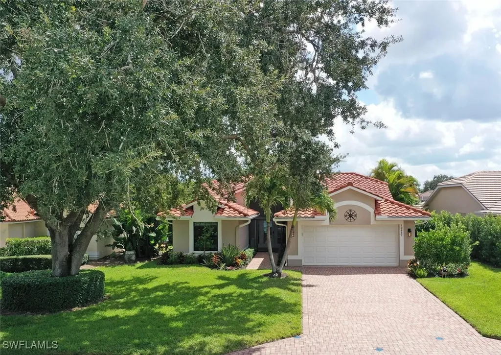10862 Longshore Way W Naples FL 34119