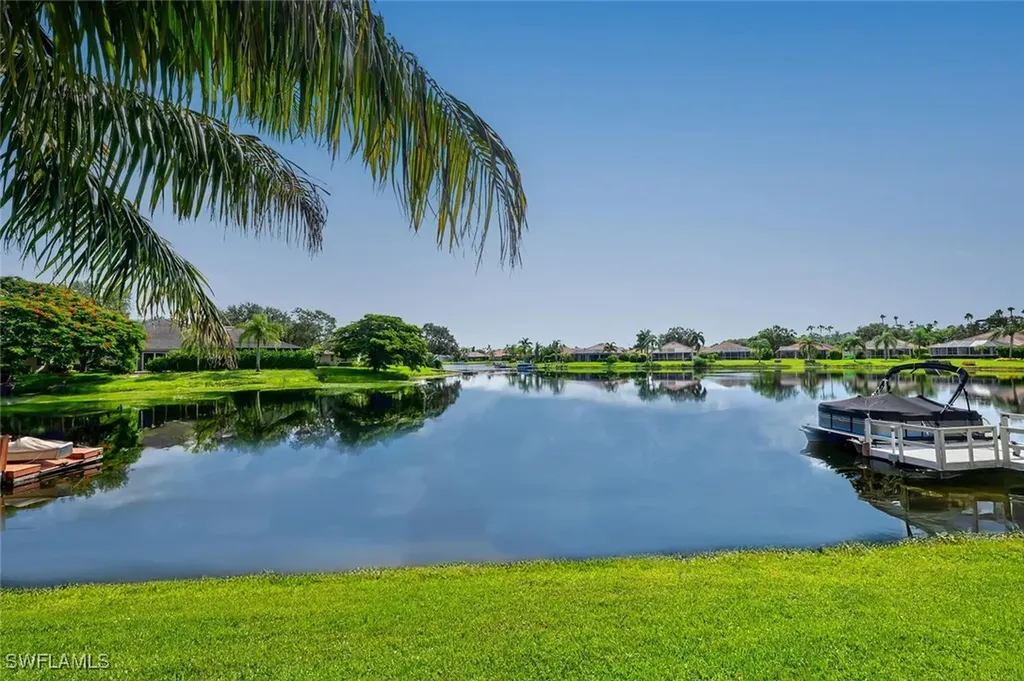 10862 Longshore Way W Naples FL 34119