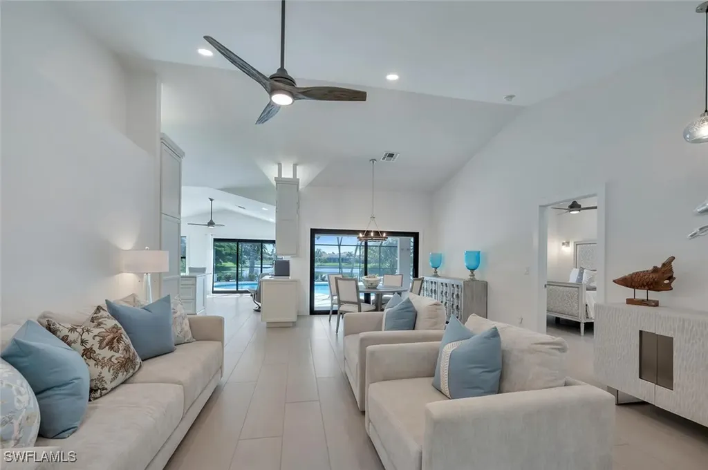 10862 Longshore Way W Naples FL 34119