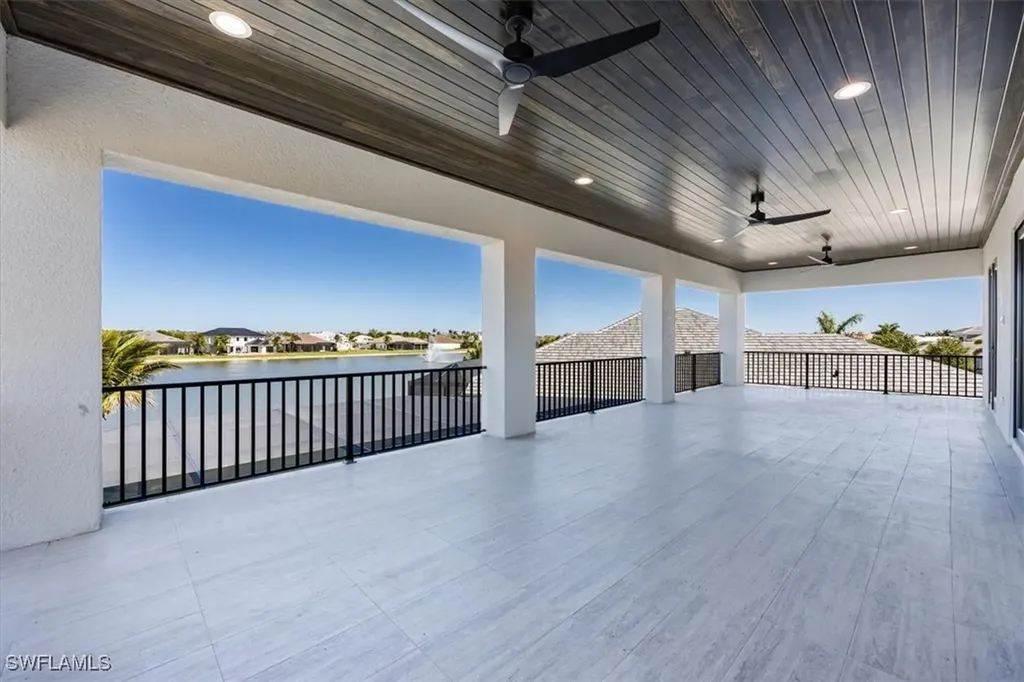 14211 Charthouse Circle Naples FL 34114