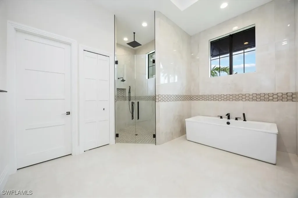 14211 Charthouse Circle Naples FL 34114