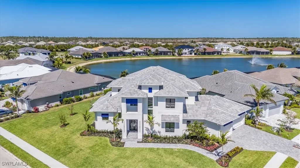 14211 Charthouse Circle Naples FL 34114