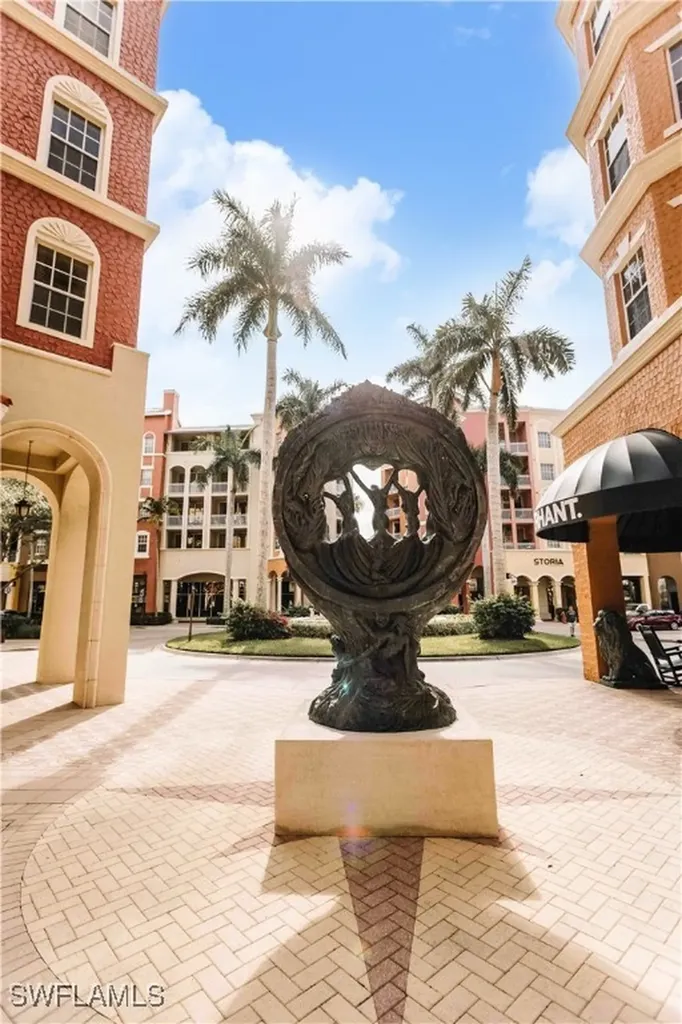 410 Bayfront Place Naples FL 34102