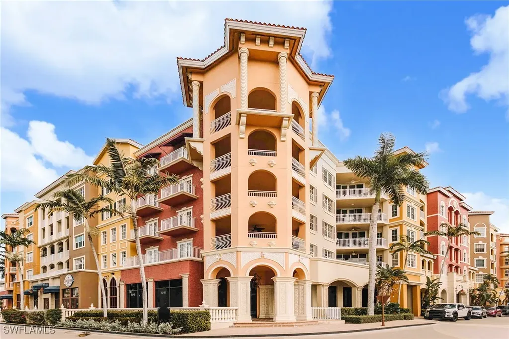 410 Bayfront Place Naples FL 34102