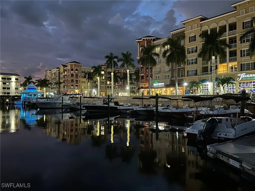 410 Bayfront Place Naples FL 34102