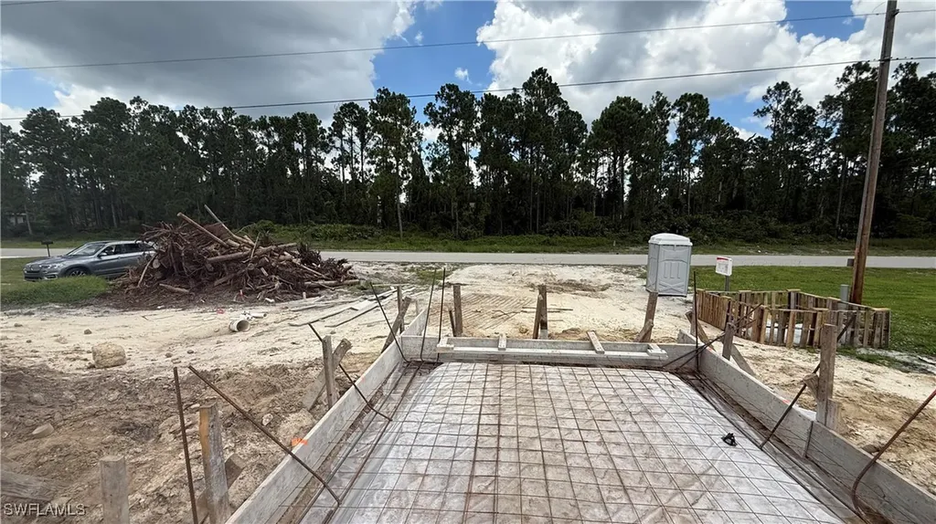 1077 Jaguar Boulevard Lehigh Acres FL 33974