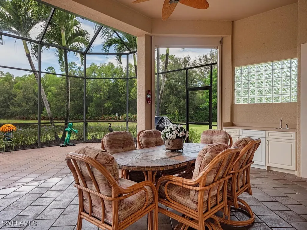 1749 Supreme Court Naples FL 34110