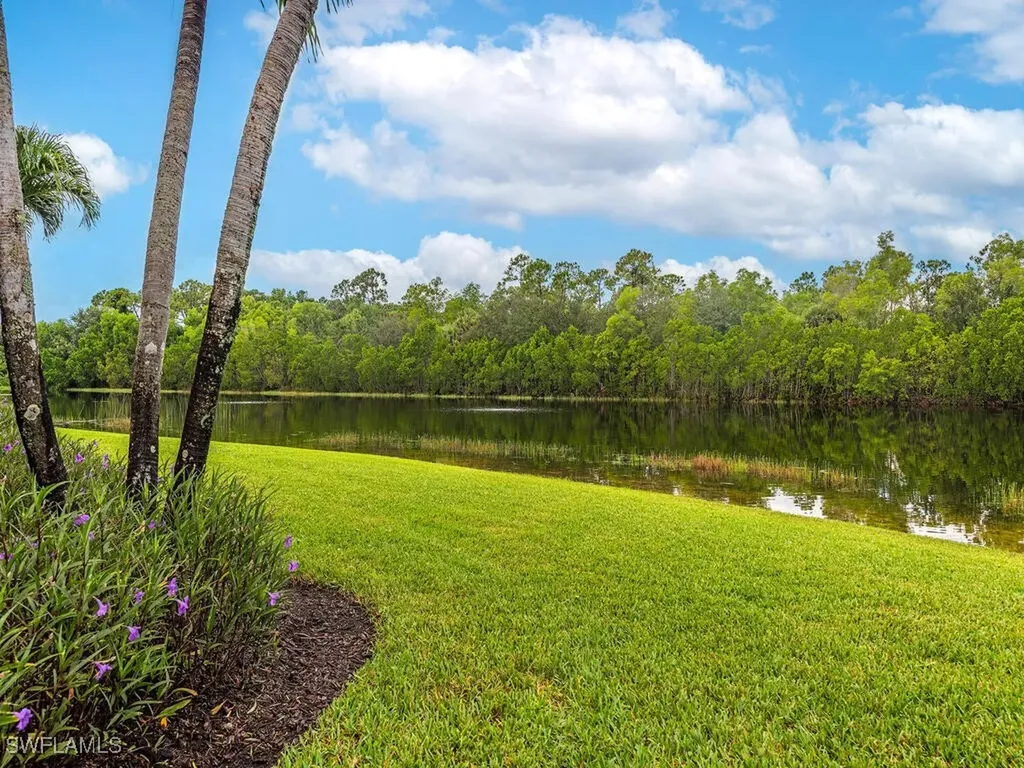 1749 Supreme Court Naples FL 34110