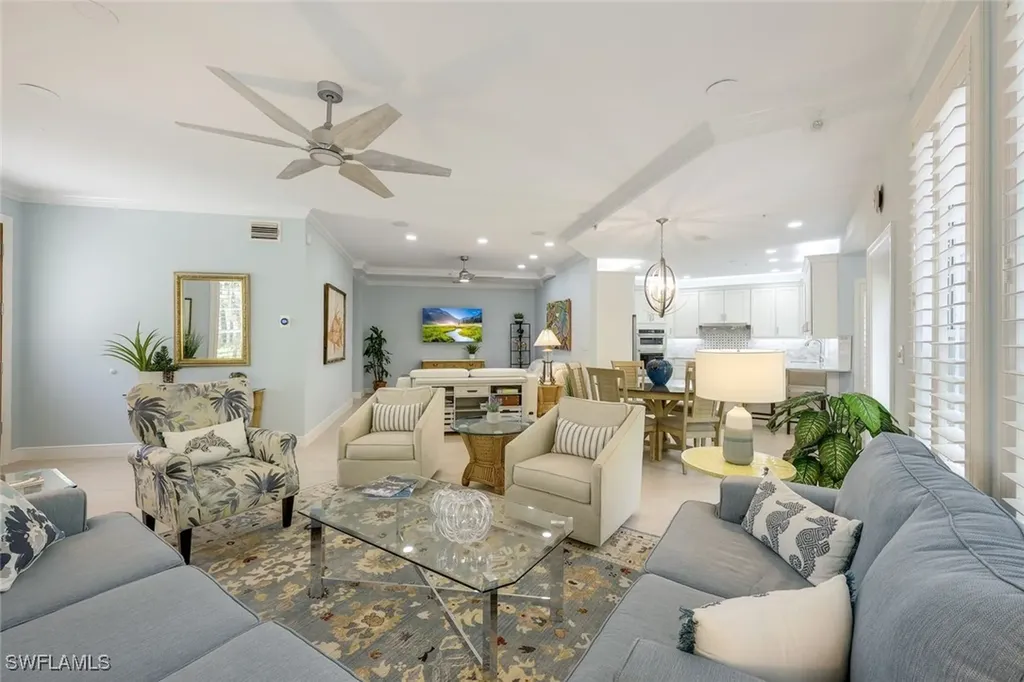 269 Colonde Circle Naples FL 34103
