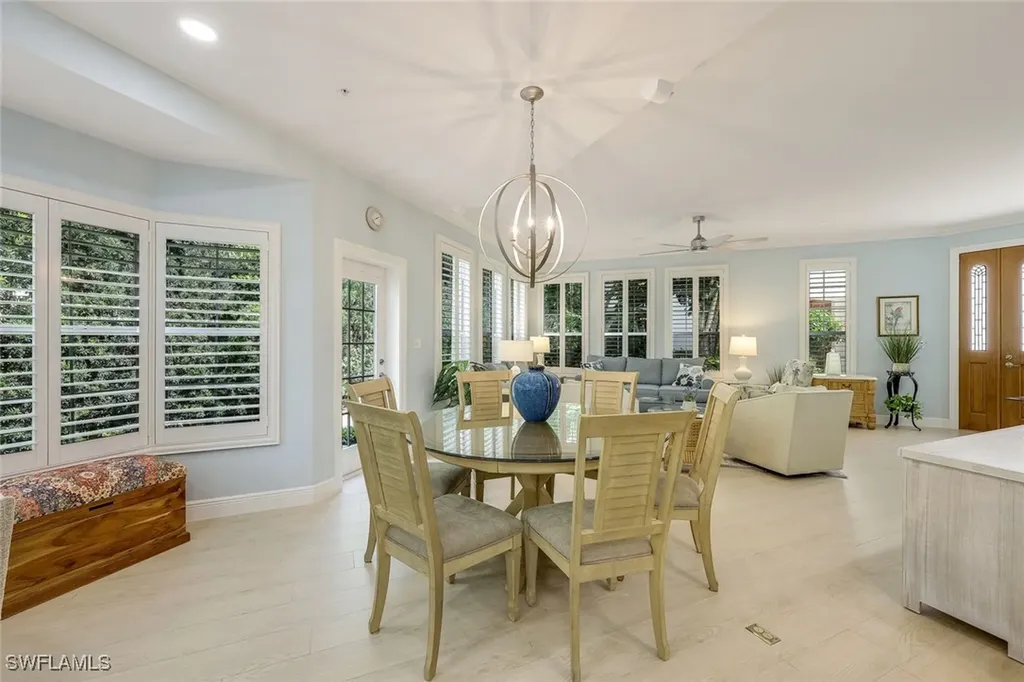 269 Colonde Circle Naples FL 34103