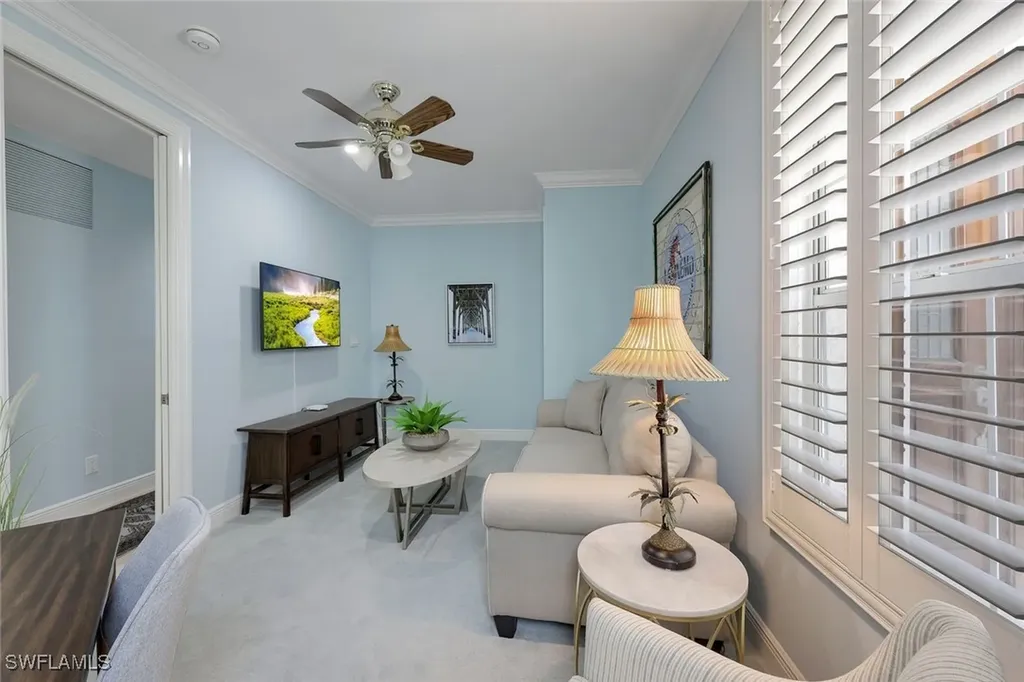 269 Colonde Circle Naples FL 34103