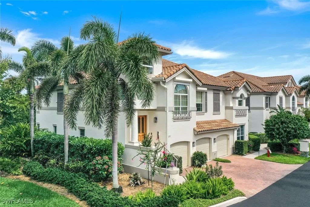 269 Colonde Circle Naples FL 34103