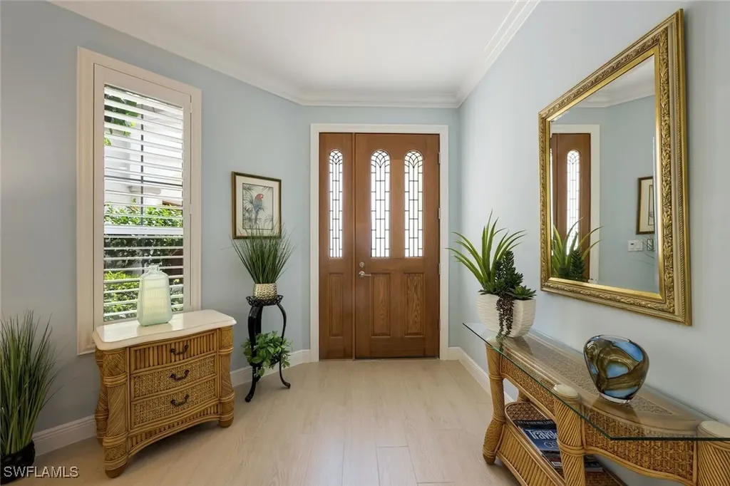 269 Colonde Circle Naples FL 34103
