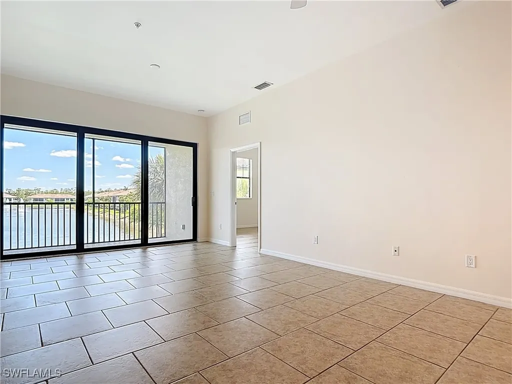 15098 Palmer Lake Circle Naples FL 34109