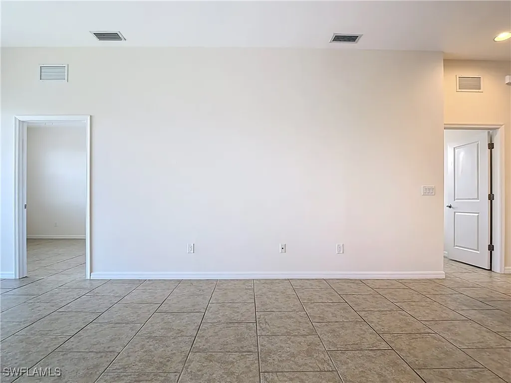 15098 Palmer Lake Circle Naples FL 34109