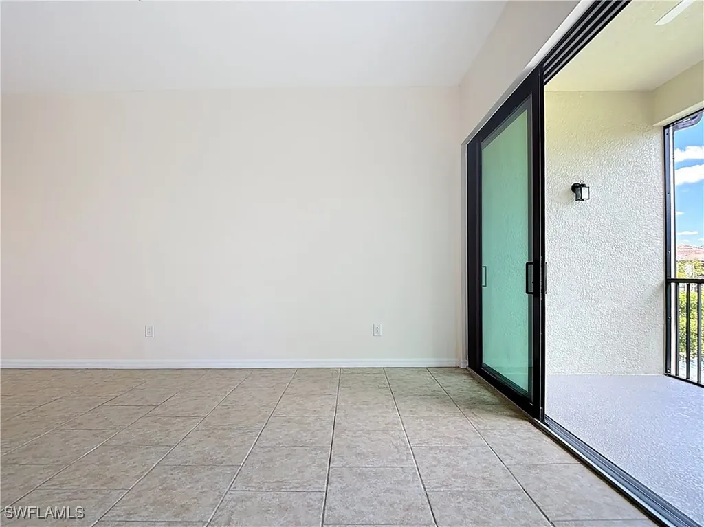 15098 Palmer Lake Circle Naples FL 34109