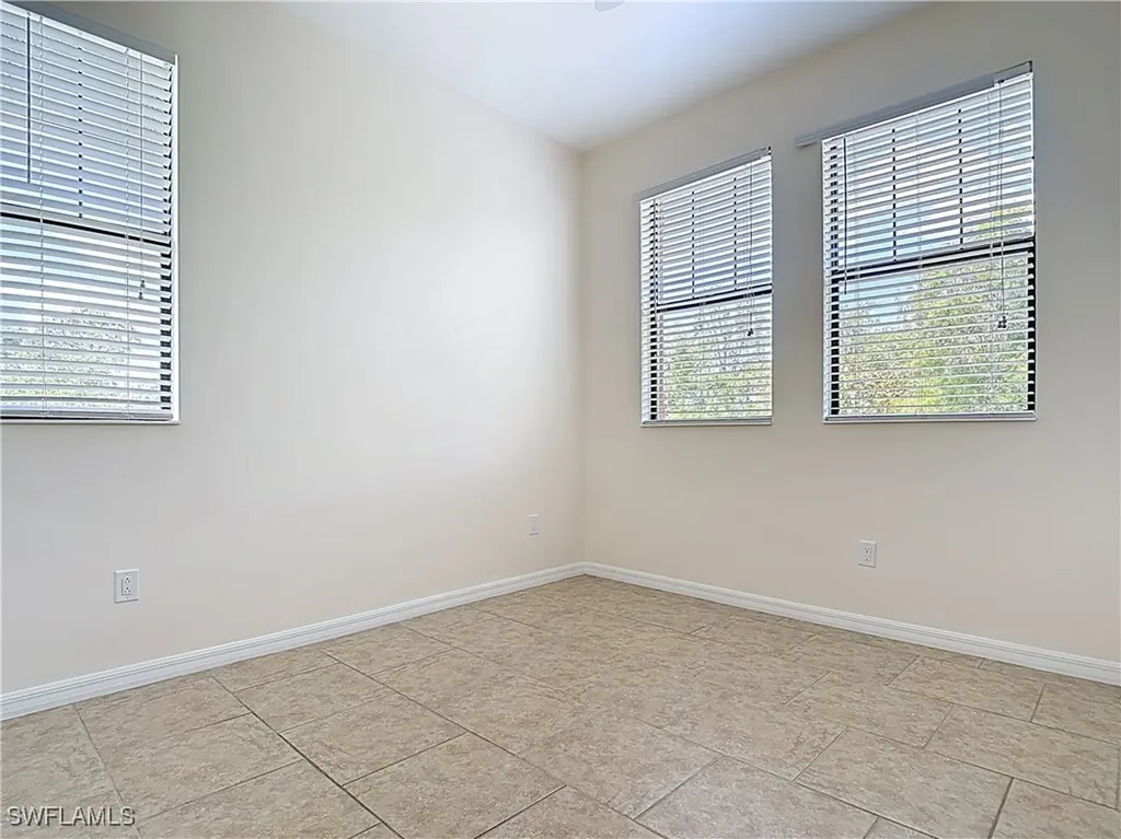 15098 Palmer Lake Circle Naples FL 34109